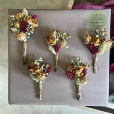 Dried Buttonholes